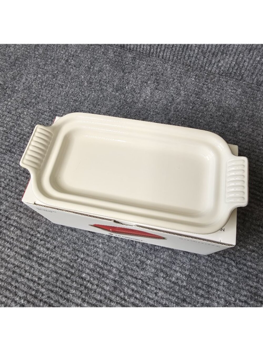 NEW RARE Le Creuset Heritage Butter Dish New Camomille Yellow Color - New in Box - Picture 3 of 6